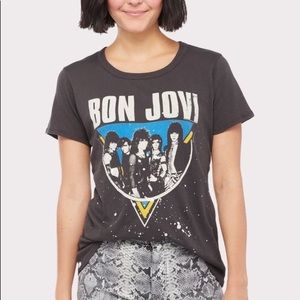NWT Chaser Bon Jovi Paint Splatter Soft Tee